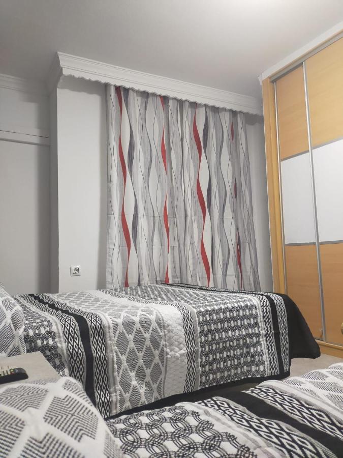 Hostal La Campana La Línea de la Concepción Extérieur photo